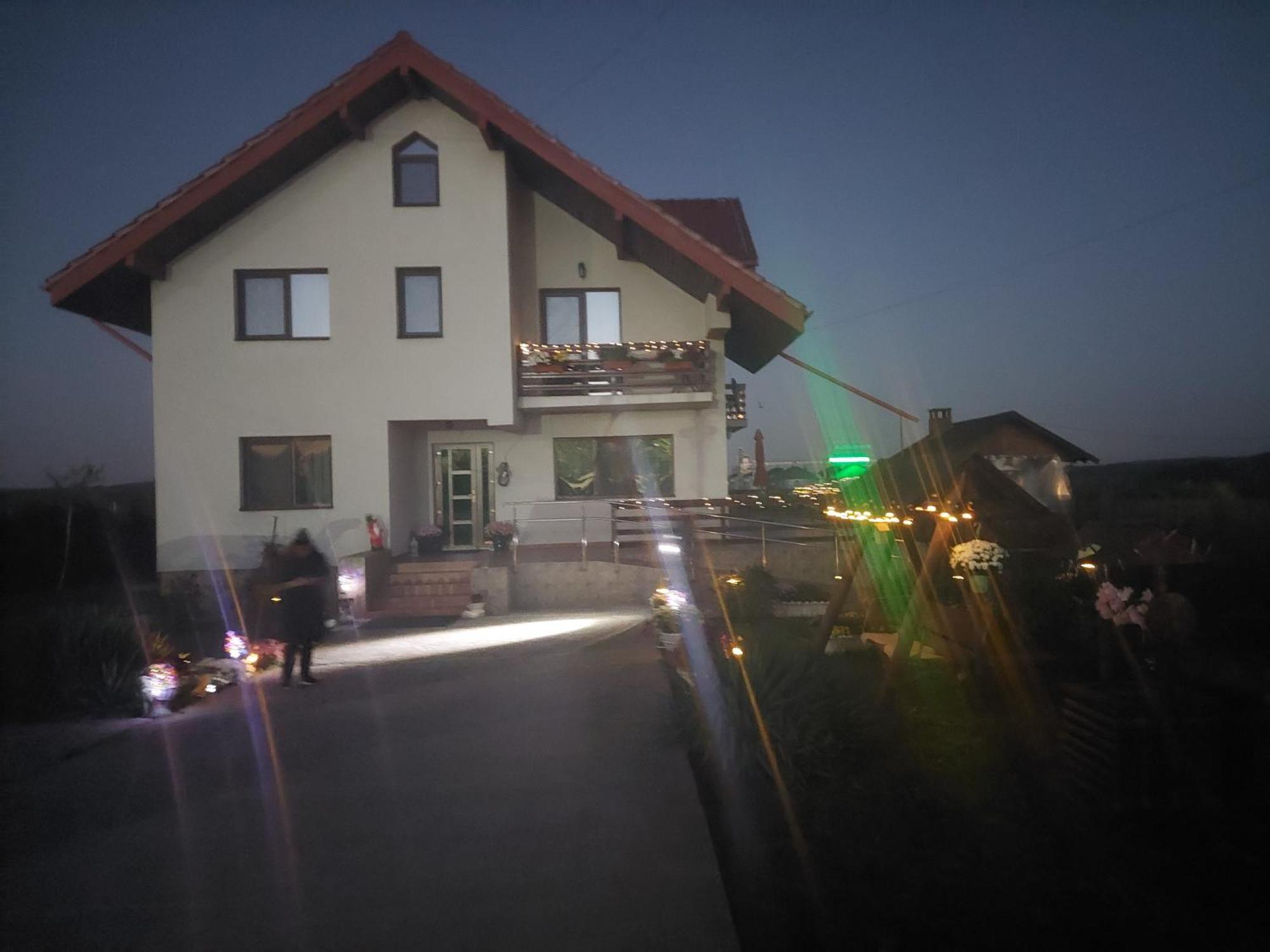 Pensiunea Lucian Baltati Exterior photo